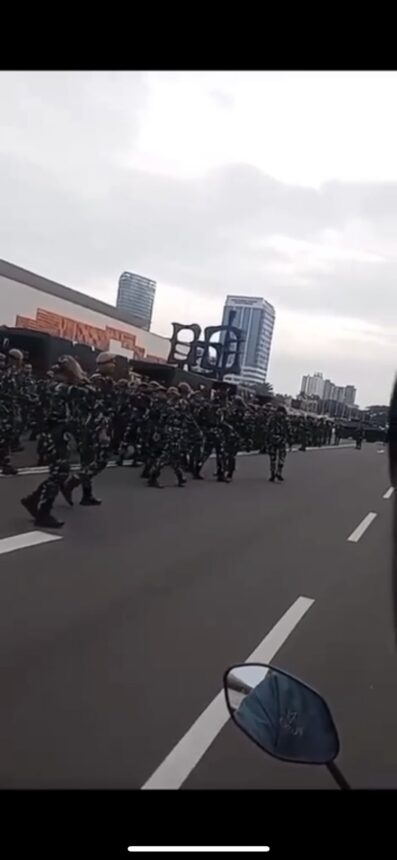 Aparat disiapkan di gedung DPR RI untuk menjaga pengesahan RUU TNI/ Foto : X