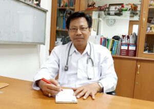 Dr. dr. Agus Hidayat, Sp.P (K)., FISR - Dokter Spesialis Paru Konsultan RSUD Dr Soetomo Surabaya