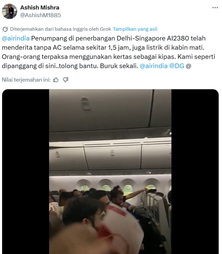 Tangkapan layar penumpang kepanasan saat menumpang pesawat India - Singapura / foto: X