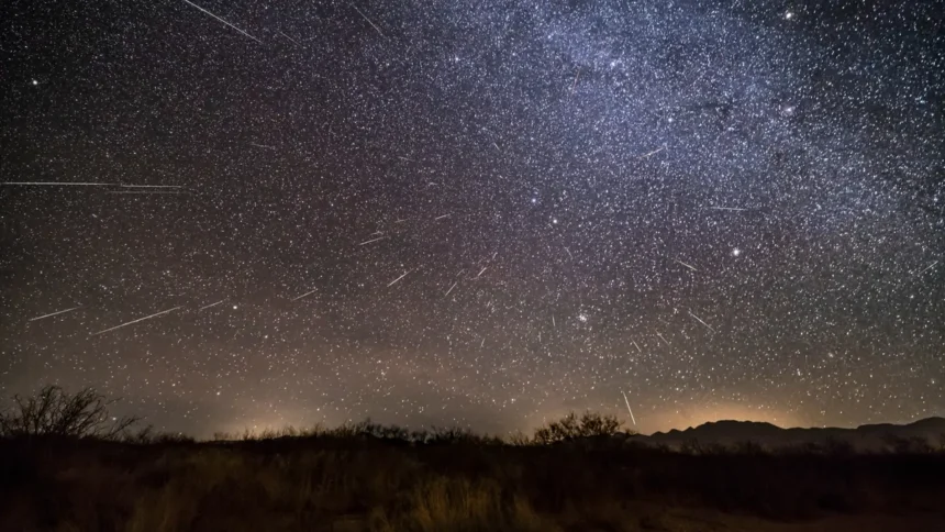 Tampilan komposit hujan meteor Geminid yang diambil dari Arizona di Amerika Serikat/ Foto: capture Geminid