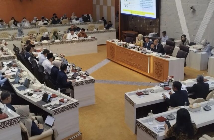 Suasana sidang DPR RI membahas PBI BPJS Kesehatan / Foto: courtesy ANTARA