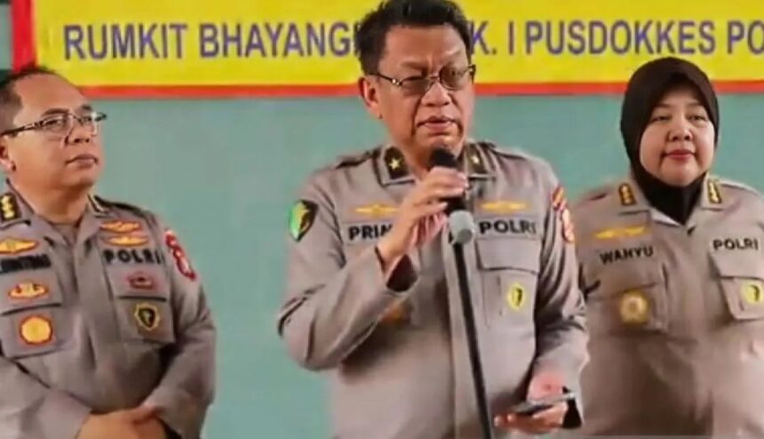 Kepala RS Polri Kramat Jati, Prima Heru Yulihartono saat konferensi pers / Foto: capture ANTARA
