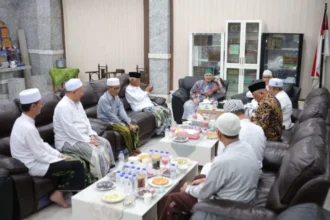 Sejumlah kiai sepuh dari jajaran Syuriyah Pengurus Besar Nahdlatul Ulama melakukan sowan ke kediaman Rais Aam PBNU KH Miftachul Akhyar/ Foto: capture ANTARA