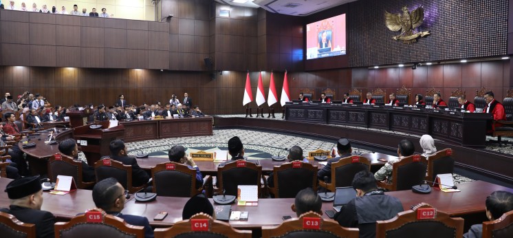 Suasana sidang pengucapan putusan sengketa Perselisihan Hasil Pemilihan Umum Presiden dan Wakil Presiden, Selasa (06/10) di Ruang Sidang MK/ Foto: Mahkamah Konstitusi