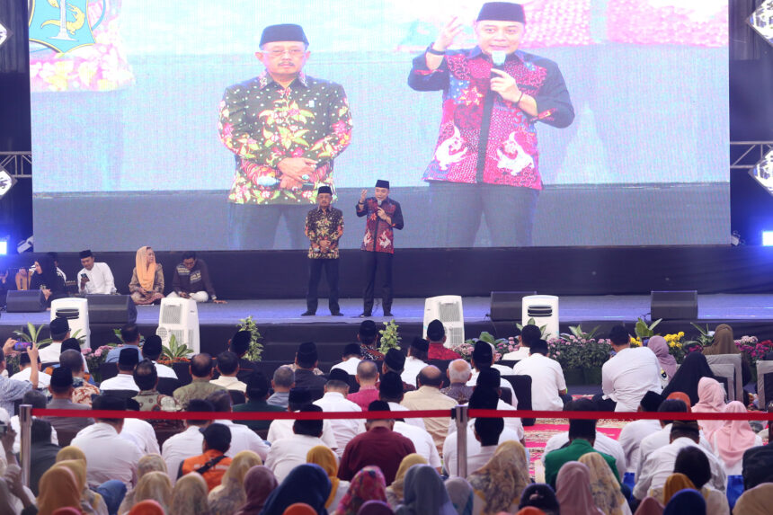 Wali Kota Eri Cahyadi dan Wakil Wali Kota Surabaya Armuji saat silaturahmi/Dok. Aktual.co.id