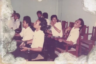 Foto Joko Widodo bersama teman temannya / Foto : UGM