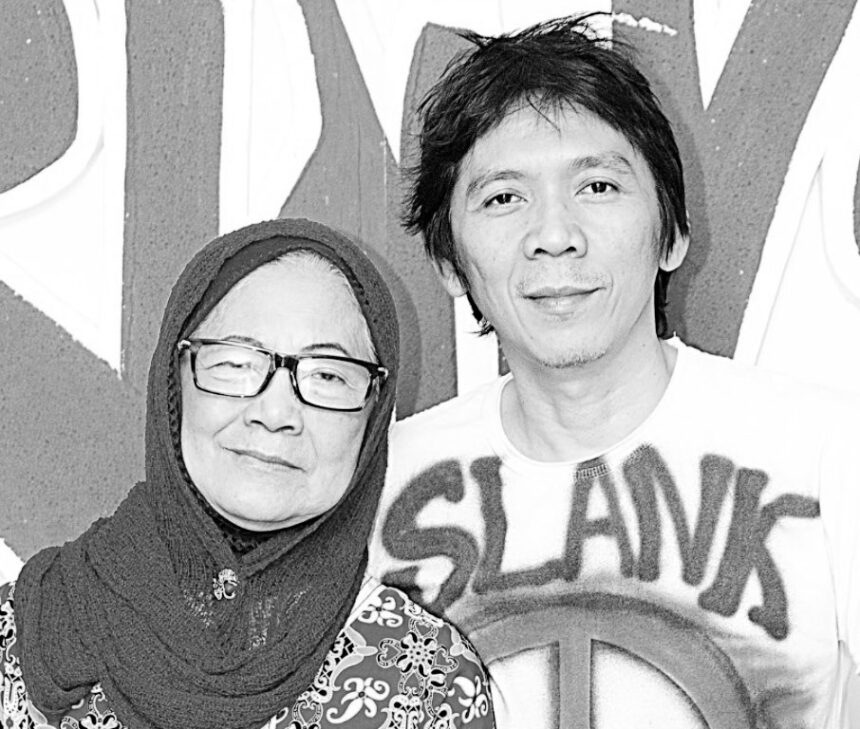 Bunda Iffet Ibu dari drummer Slank Bimbim wafat Sabtu 26 April 2025 / Foto : X