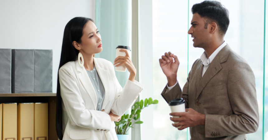 Perbincangan narsisistik berpusat pada kelebihan diri sendiri / Foto : Freepik