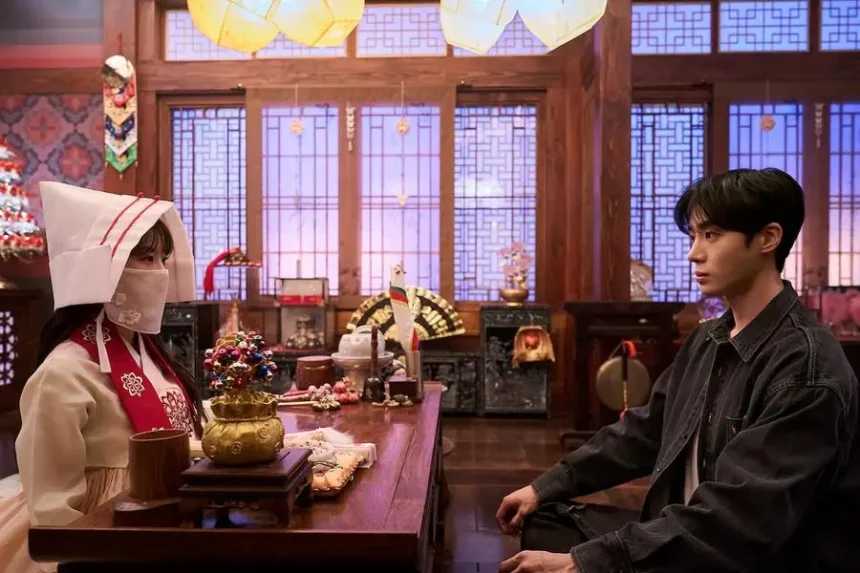 Salah satu adegan Head Over Heels / Foto : capture Soompi