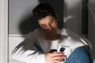 Korban ghosting akan melakukan ghosting kepada orang lain / Foto : freepik