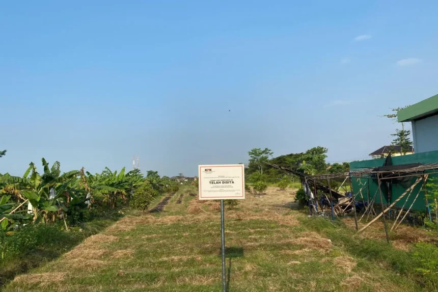 Salah satu aset yang disita oleh Komisi Pemberantasan Korupsi terkait kasus dana hibah Jawa Timur, di Kabupaten Pasuruan, Jatim / Foto : Capture ANTARA
