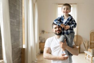 Ilustrasi hubungan ayah dan anak / Foto : Freepik