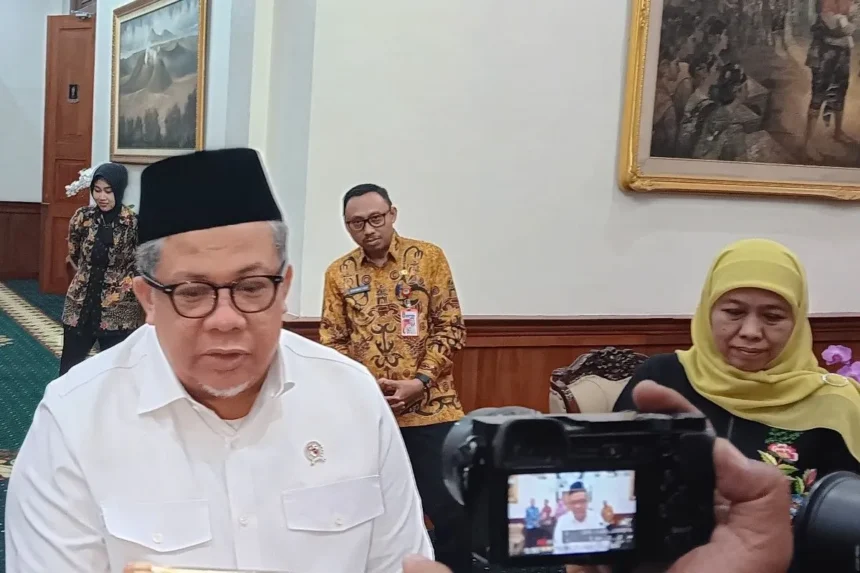 Fahri Hamzah ketika menemui Khofifah Indar Parawansa / Foto : capture ANTARA