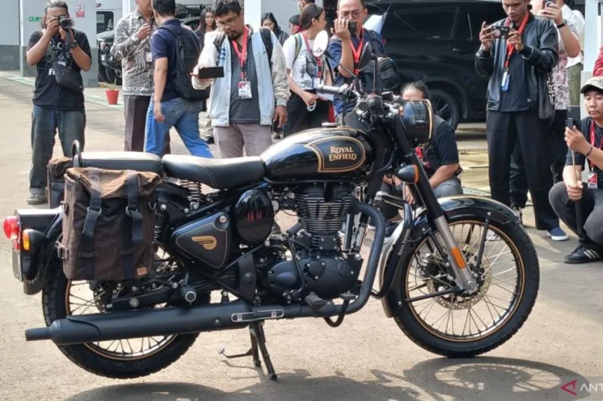 oyal Enfield Classic 500 Limited Edition yang disita Komisi Pemberantasan Korupsi (KPK) dari mantan Gubernur Jawa Barat Ridwan Kamil / Foto : capture ANTARA