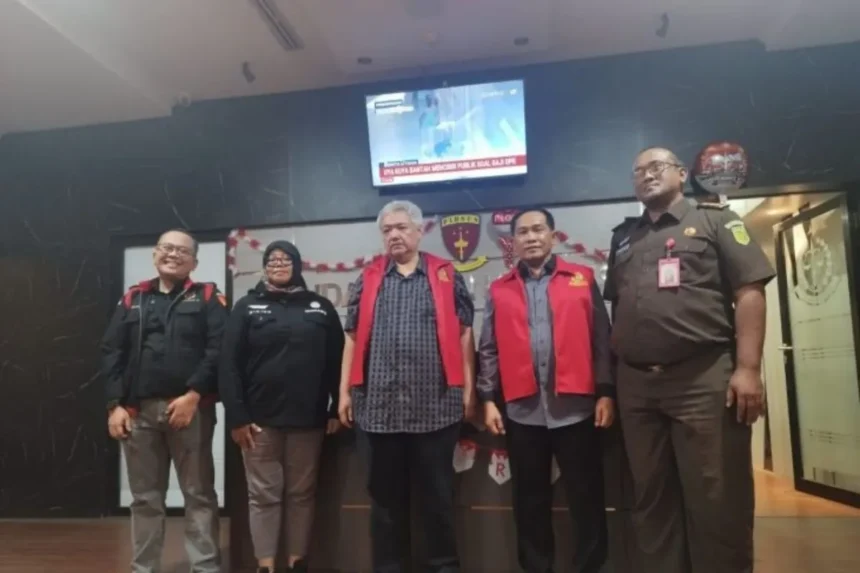 Tersangka Kasus Korupsi Belanja Hibah-Modal SMK 2017 ditahan Kejati Jawa Timur / Foto : capture ANTARA