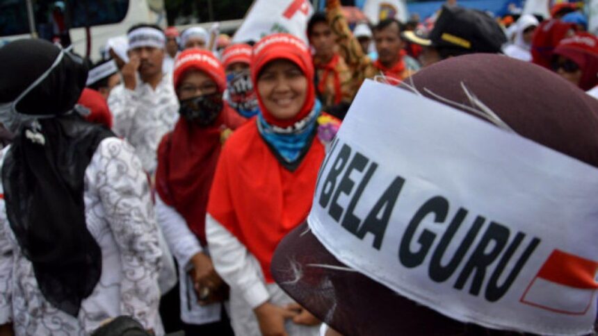 Aksi bela guru / Foto: capture ANTARA