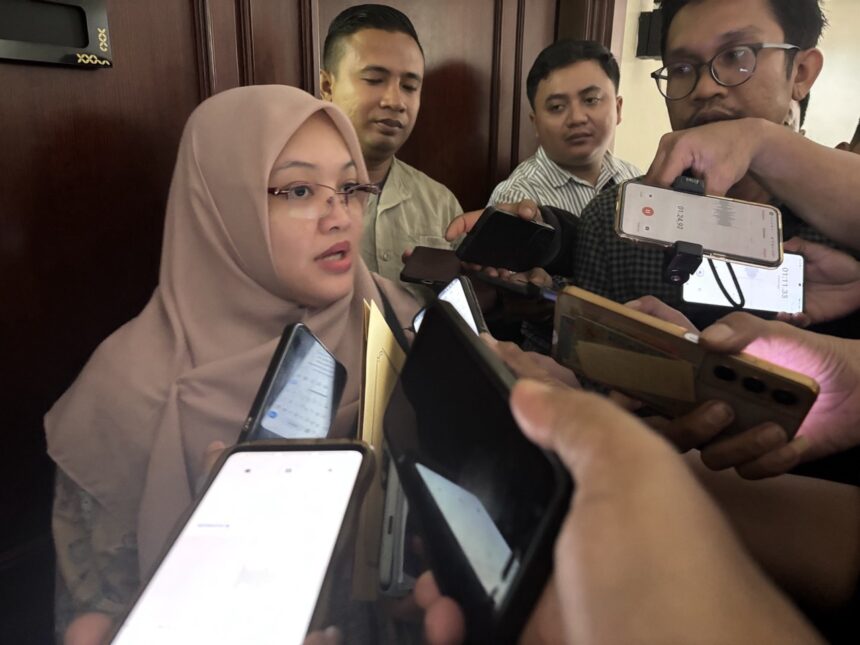 Direktur PT Suka Jadi Emas saat memberikan keterangan kepada media / Foto: dok Aktual