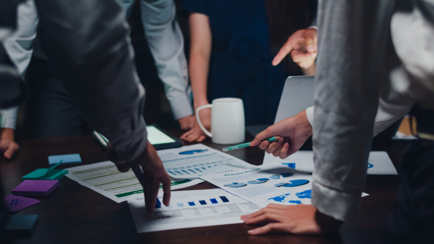 Ilustrasi investasi dan bisnis / Foto: freepik