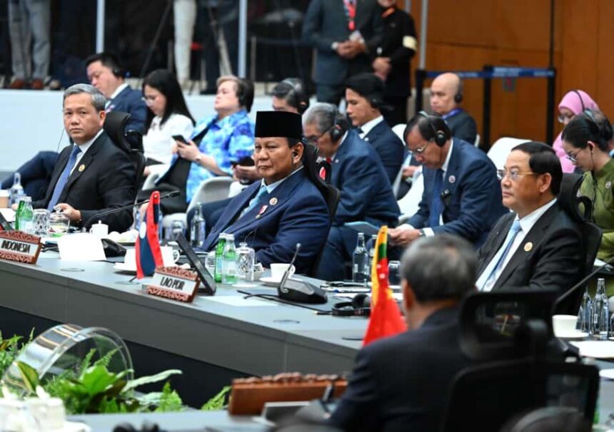 Presiden Prabowo saat menghadiri KTT ke 28 ASEAN Plus Three/ Foto: Setneg