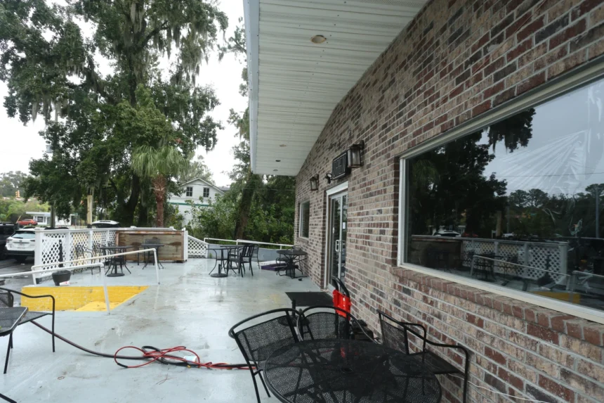 Lokasi penembakan di sebuah bar di Carolina Selatan/ Foto: AP News