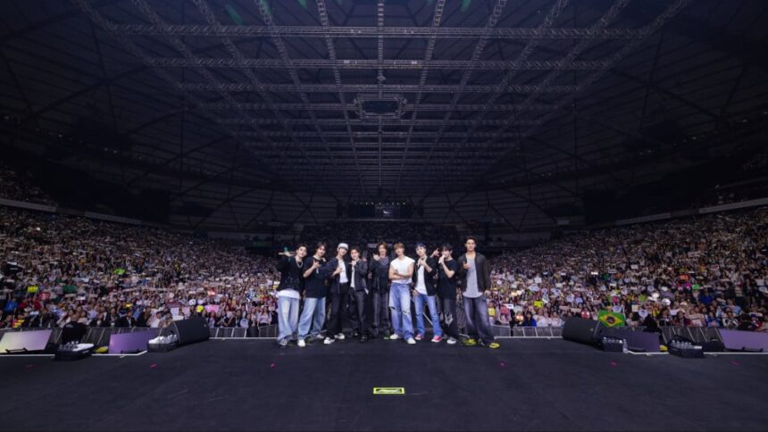 Grup SEVENTEEN/ Foto; Allkpop