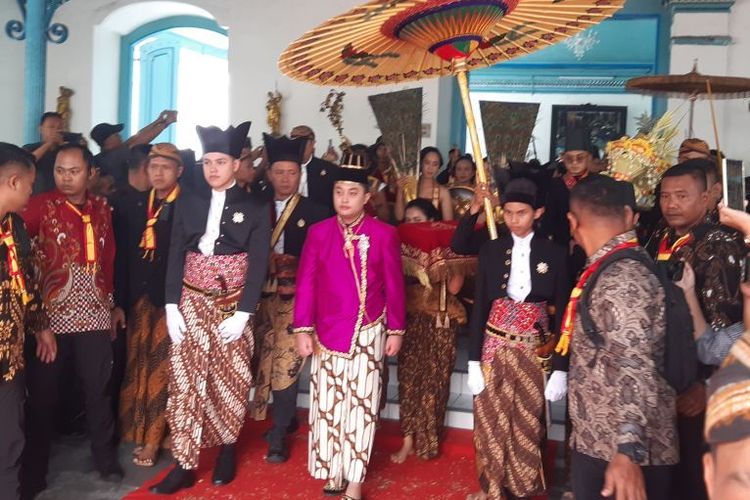 Jelang kirab SISKS Pakubuwono (PB) XIV / Foto: Kompas