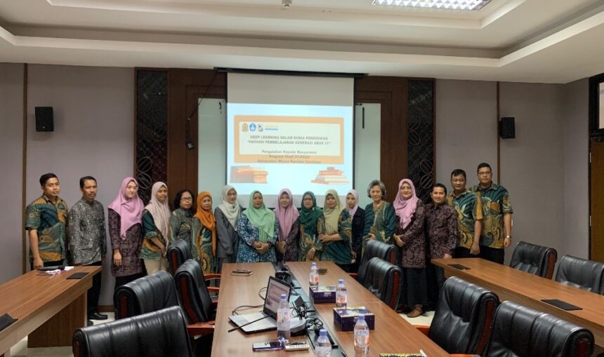 Penmas Dihadiri Wadek 1 Fakultas Keguruan dan Ilmu Pendidikan UWKS serta para guru SDN Banyu Urip IX Surabaya, dan dosen tim Penmas/ Foto: Dok Aktual