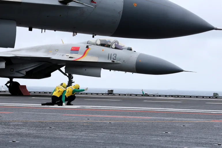 Pesawat tempur J15/ Foto: capture Aljazeera