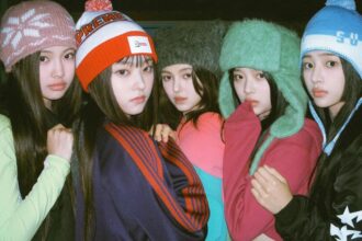Personel NewJeans Hyein, Haerin, Danielle, Hanni, dan Minji/ Foto: Korean Times