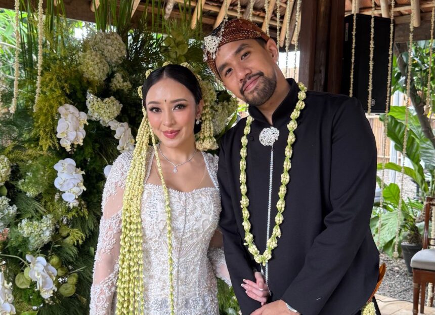 Pernikahan Amanda Zahra dan Adli/ Foto: X