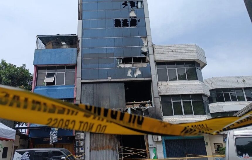 Kondisi Ruko Terra Drone yang terbakar di Jakarta, / Foto: courtesy ANTARA