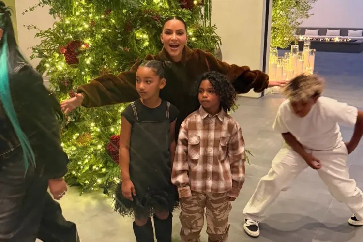 Kim Kadarshian bersama anak-anaknya/ Foto: instagram