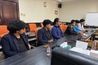 Mahasiswa pemuda tangguh dengar pendapat di Komisi D DPRD Kota Surabaya/ Foto: aktual