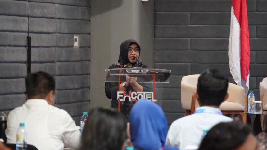 Ketua ISKI Jawa Timur demesioner Prof. Rachmah Ida, Ph.D. saat menyampaikan sambutannya/dok.aktual.co.id