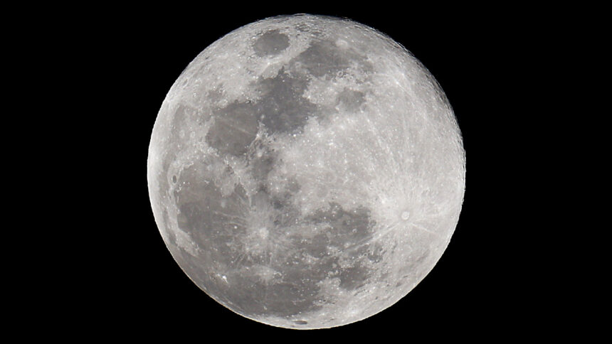Bulan purnama/ Foto: space