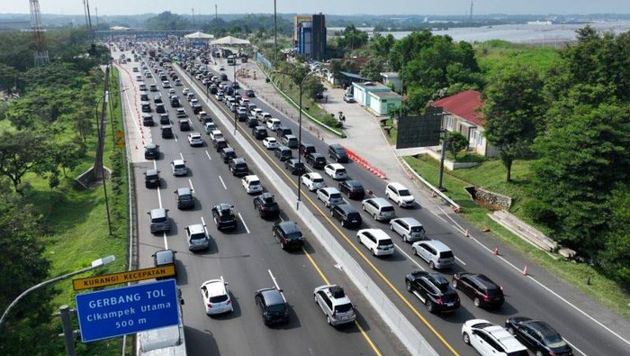 Suasana jalan tol/ Foto: jasa marga