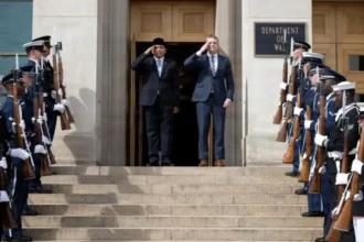 Menhan Sjafrie dan Menhan AS Pete Hegseth / Foto: ANTARA