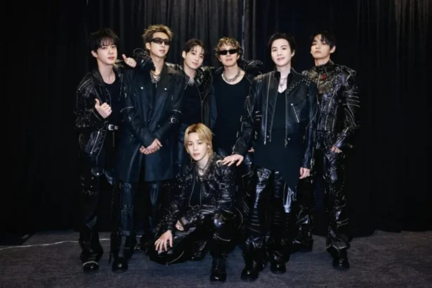 Formasi lengkap BTS/ Foto: allkpop