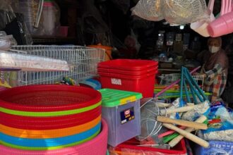 Barang plastik mengalami kenaikan harga / Foto: courtesy Bloomberg Technoz