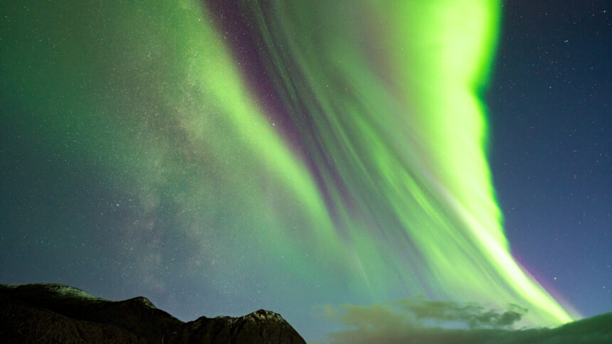 Penampakan Aurora/ Foto: time and date