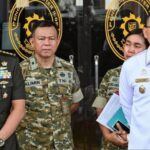 Kepala Pengadilan Militer (Kadilmil) II-08 Jakarta Kolonel Chk Fredy Ferdian Isnartanto (kanan) bersama Kepala Oditur Militer Kolonel Chk Andri Wijaya (kiri)/ Foto: capture ANTARA
