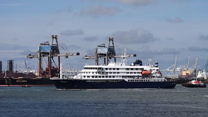 Kapal pesiar MV Hondius di pelabuhan Rotterdam / Foto: CNA