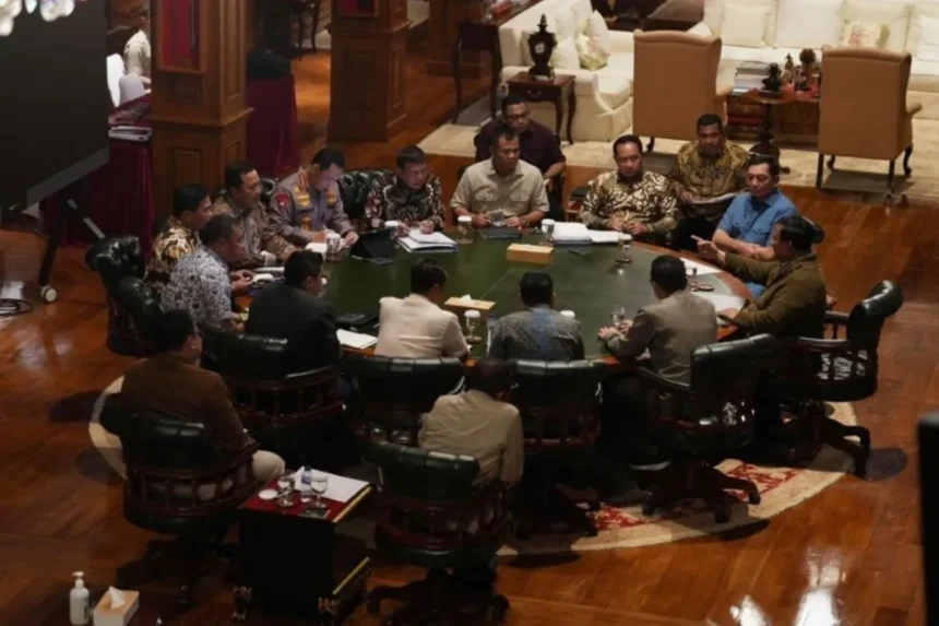 Tangkapan layar rapat kabinet bersama Presiden Prabowo/ Foto: ANTARA