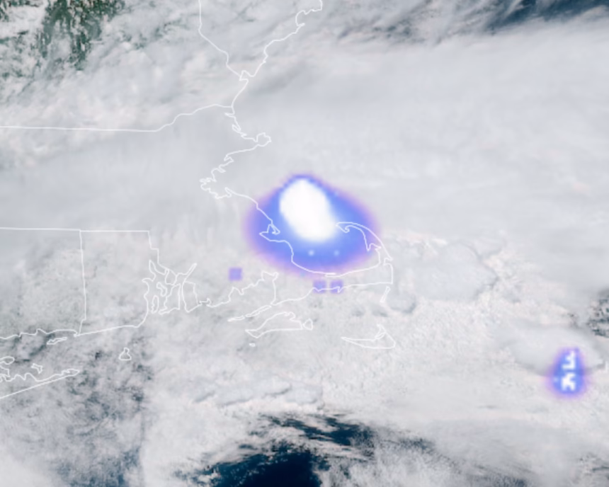 Penampakan satelit ledakan meteor di atas AS/ Foto: the guardian