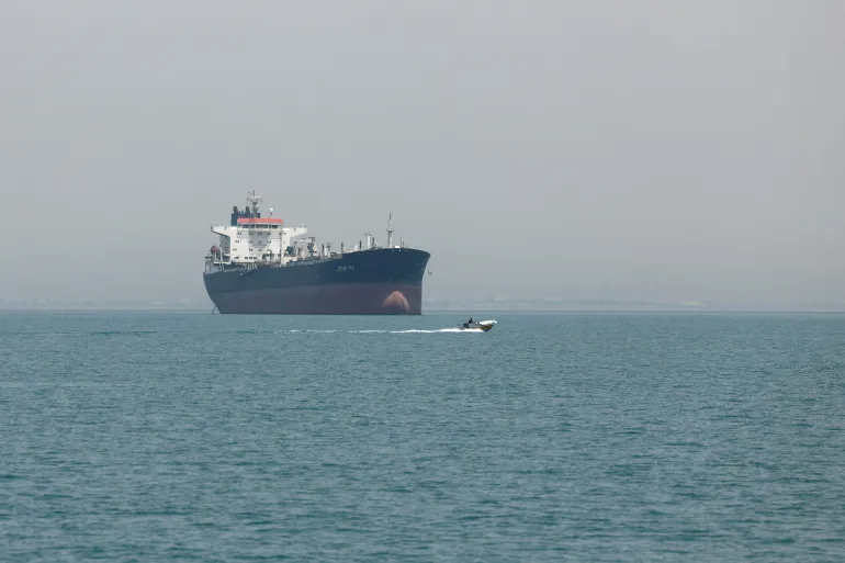Kapal tangker di Selat Hormuz/ Foto: Aljazeera