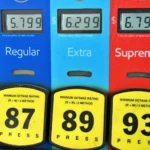 Harga bensin di sebuah SPBU di Chicago, Illinois pada 30 April 2026/ Foto: aljazeera