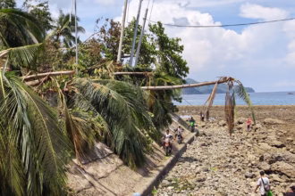 Kerusakan di garis pantai provinsi Sarangani, Filipina/ Foto: The Guardian