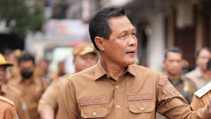 Bupati Muara Enim Edison/ Foto: IG