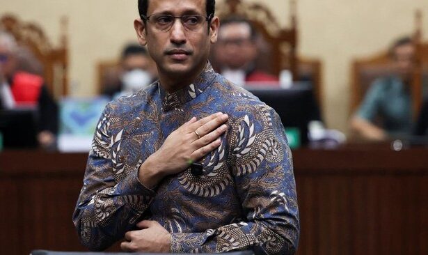 Nadiem Makarim dalam sidang korupsi/ Foto:CNN