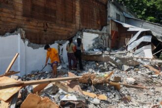Puing bangunan hancur akibat gempa bumi di Filipina/ Foto: Anadolu